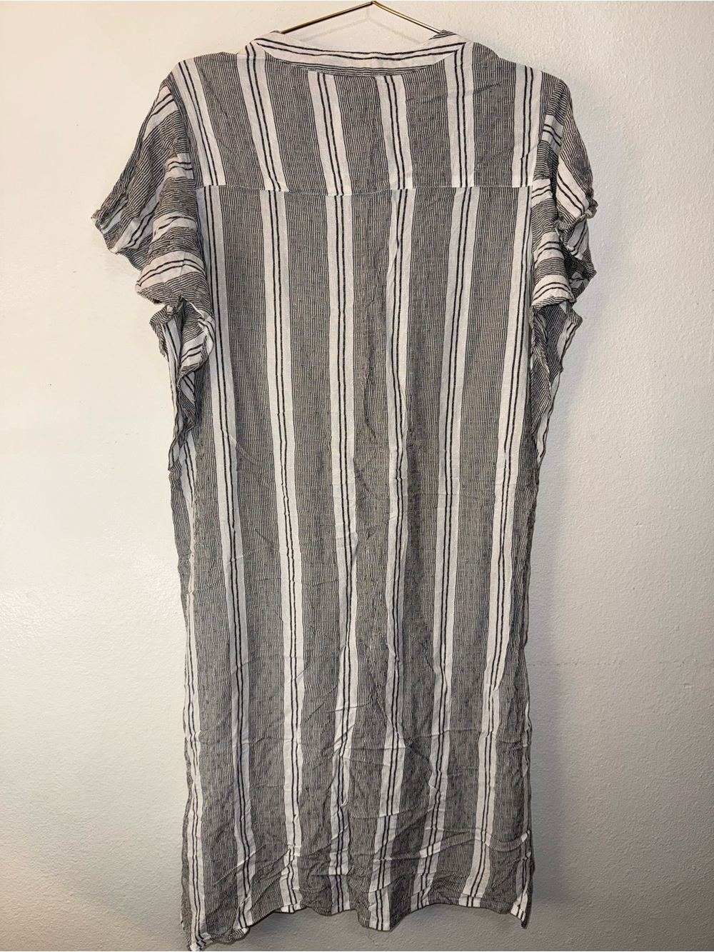 En Creme Striped Button-Front Viscose Dress - Gray & White - Picture 3 of 4